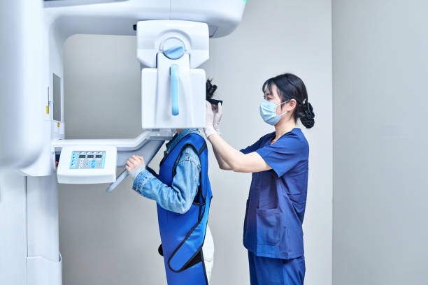 Best Emergency Tooth Extraction in Almont, MI